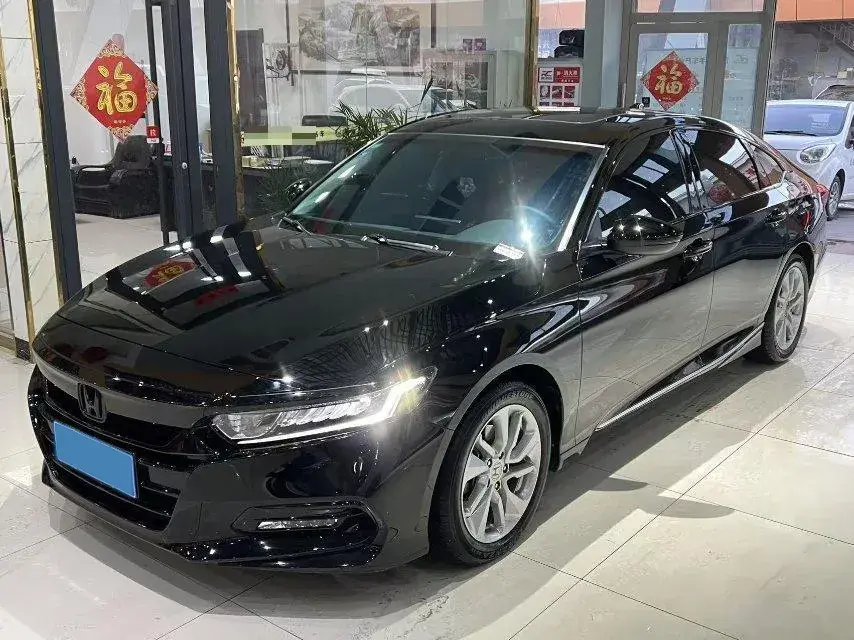 2018 Honda Accord 1.5T 194HP L4 CVT