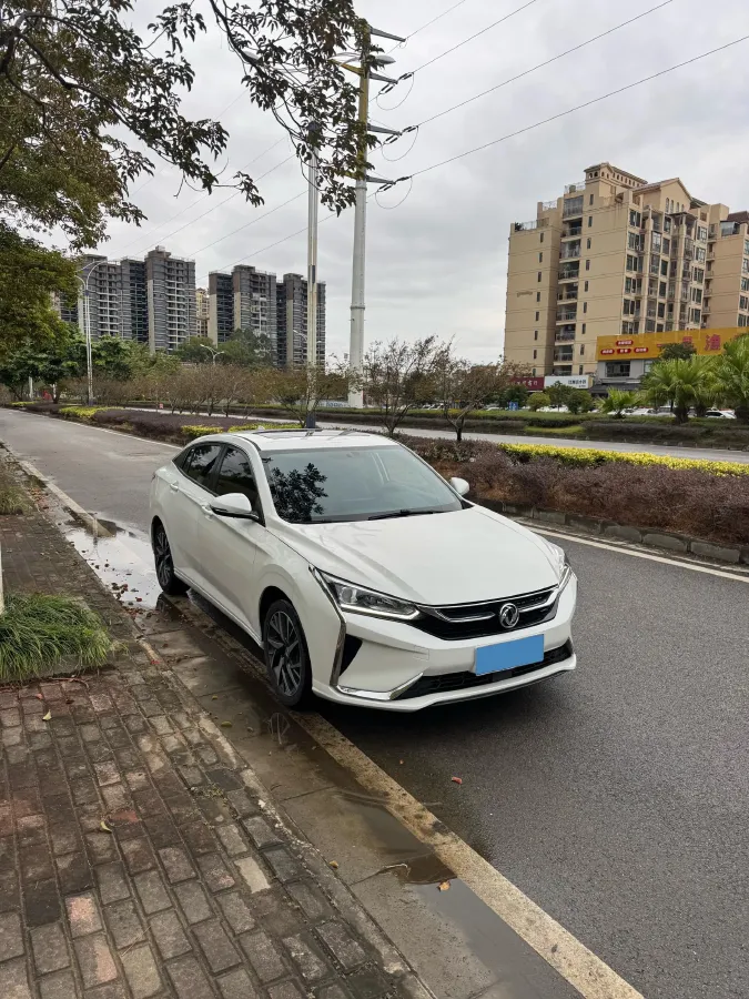 2020 DongFeng Aeolus YiXuan 1.5T 150HP L4 6DCT,autocango,china used car exporter,china ev exporter,chinese used car exporter,chinese used ev exporter