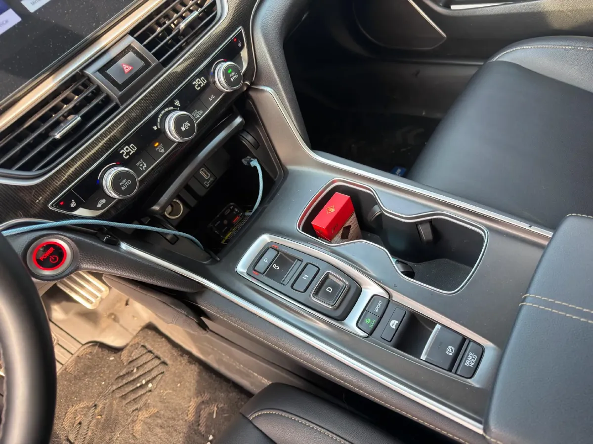 2022 Honda Accord 2.0L 146HP L4 E-CVT Hybrid,autocango,china used car exporter,china ev exporter,chinese used car exporter,chinese used ev exporter