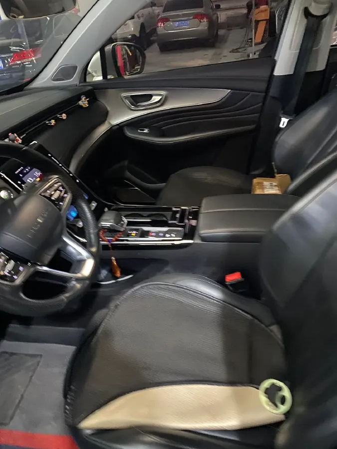 2019 Roewe RX5 MAX 1.5T 173HP L4 6AT,autocango,china used car exporter,china ev exporter,chinese used car exporter,chinese used ev exporter