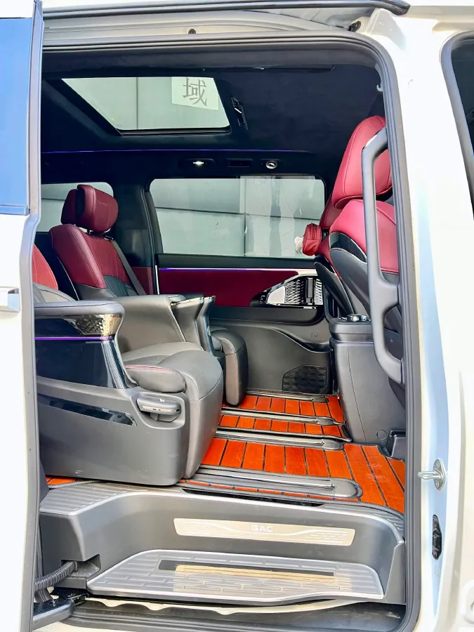 2024 GAC Trumpchi M8 2.0T 252HP L4 8AT,autocango,china used car exporter,china ev exporter,chinese used car exporter,chinese used ev exporter