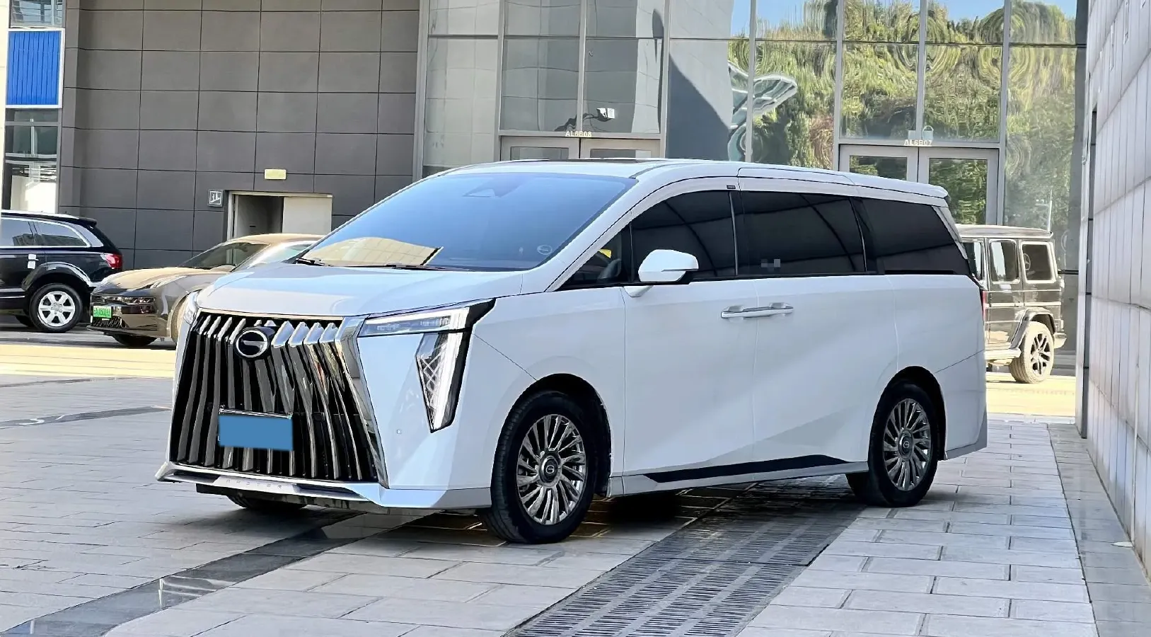 2024 GAC Trumpchi M8 2.0T 252HP L4 8AT,autocango,china used car exporter,china ev exporter,chinese used car exporter,chinese used ev exporter