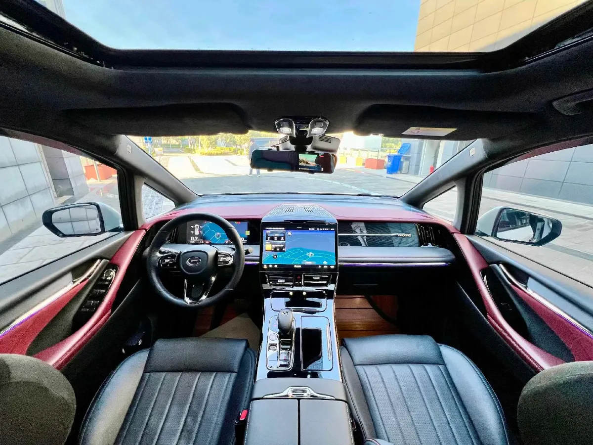 2024 GAC Trumpchi M8 2.0T 252HP L4 8AT,autocango,china used car exporter,china ev exporter,chinese used car exporter,chinese used ev exporter