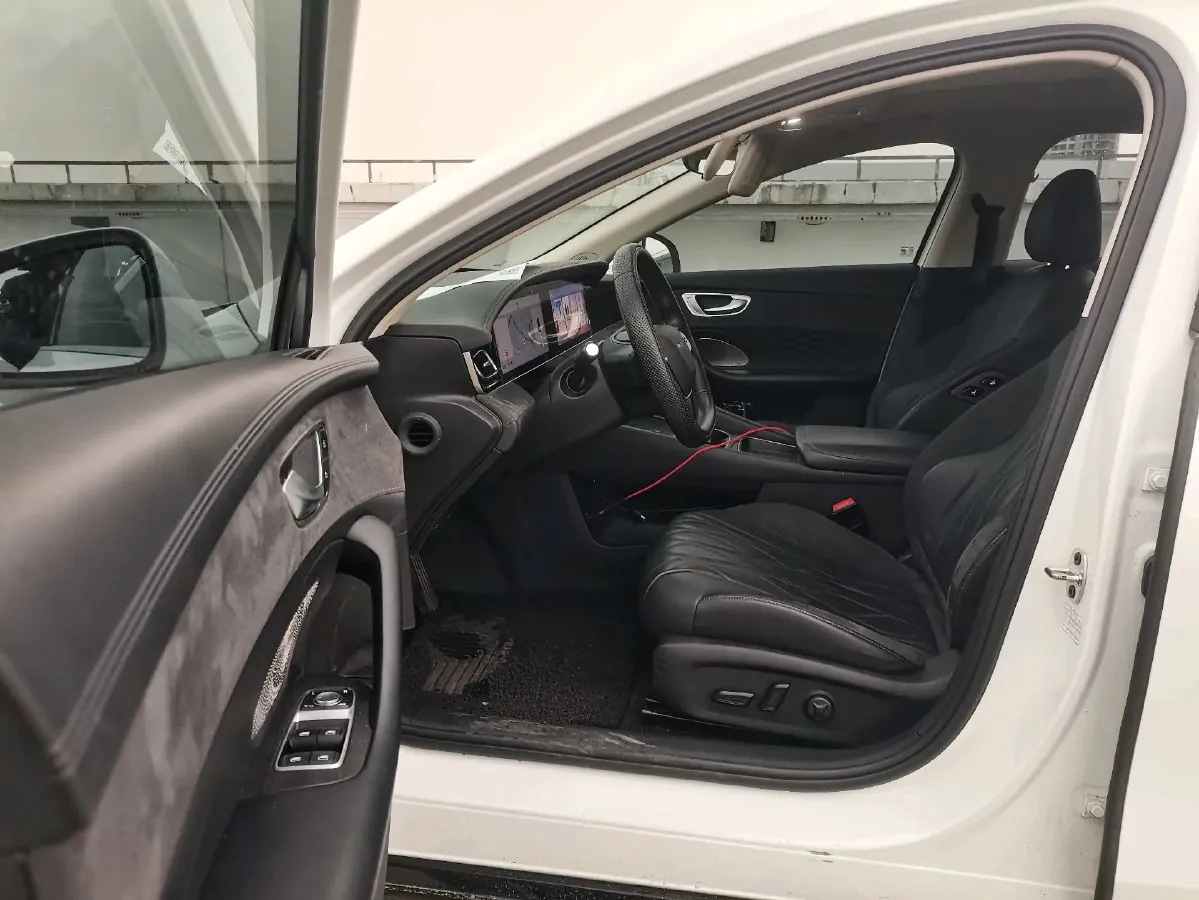 2023 Roewe D7 BEV 59.2KWH,autocango,china used car exporter,china ev exporter,chinese used car exporter,chinese used ev exporter