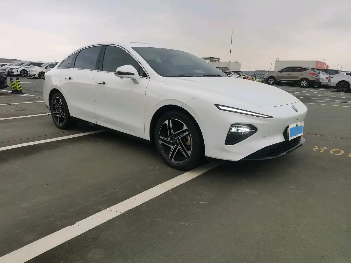 2023 Roewe D7 BEV 59.2KWH,autocango,china used car exporter,china ev exporter,chinese used car exporter,chinese used ev exporter