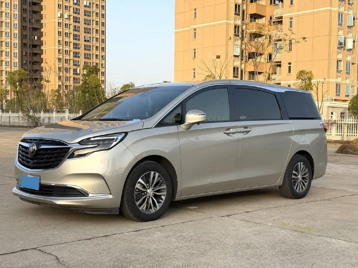 2022 Buick GL8 2.0T 237HP L4 9AT 2022 Buick GL8 2.0T 237HP L4 9AT