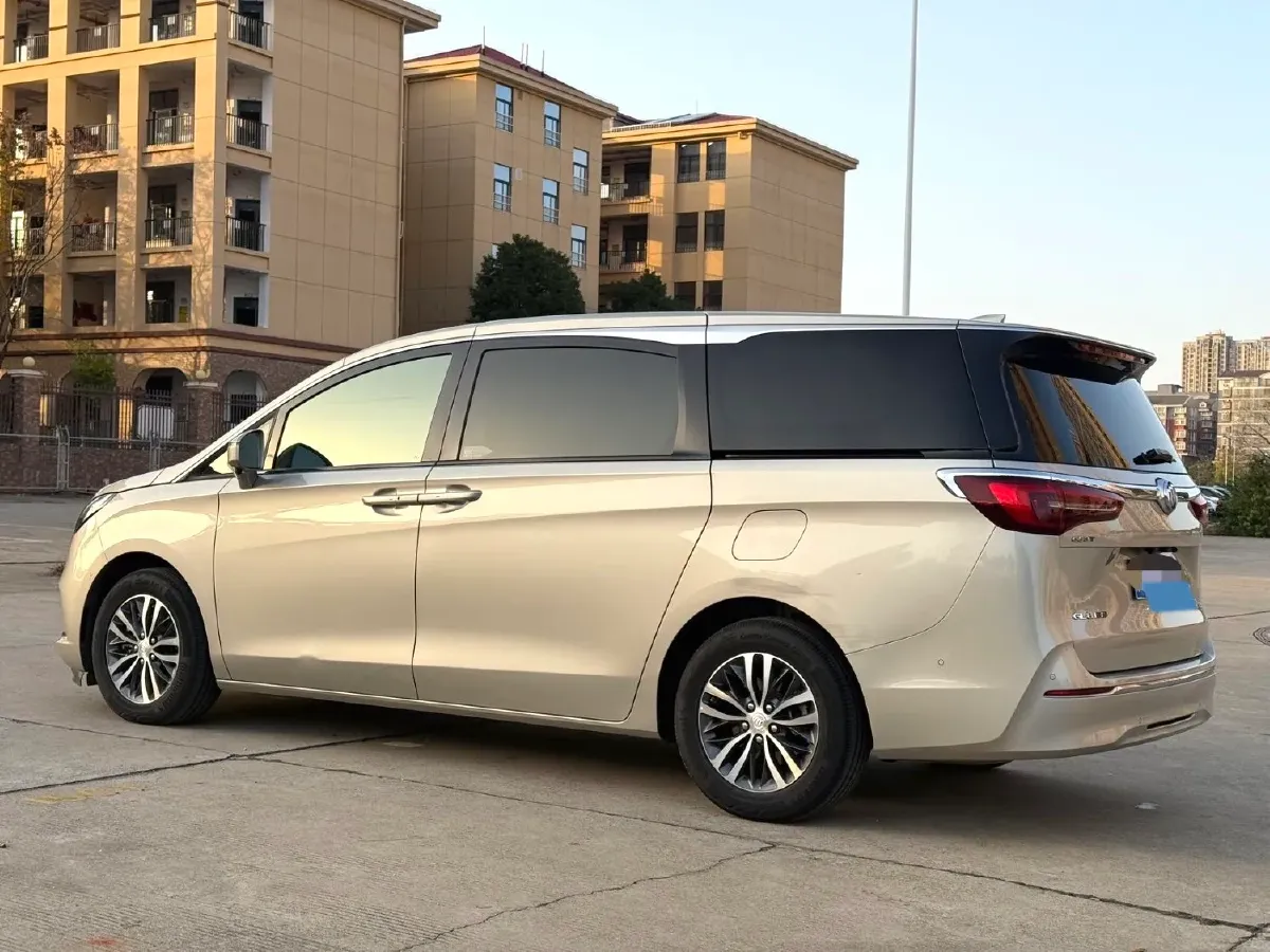 2022 Buick GL8 2.0T 237HP L4 9AT,autocango,china used car exporter,china ev exporter,chinese used car exporter,chinese used ev exporter