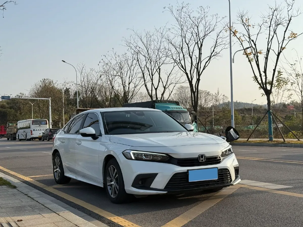 2023 Honda Civic 1.5T 182HP L4 CVT,autocango,china used car exporter,china ev exporter,chinese used car exporter,chinese used ev exporter