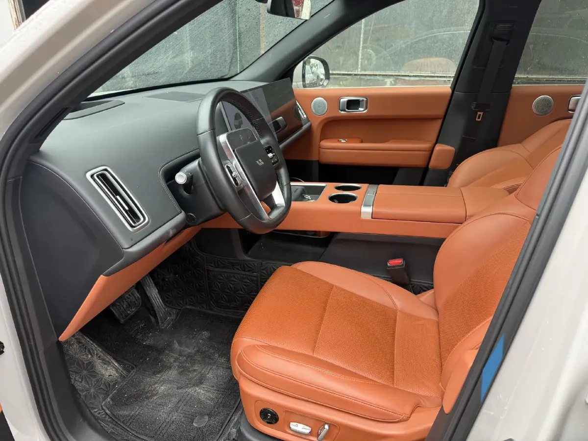 2024 Li L6 Range Extended 154HP L4 REEV 36.8KWH,autocango,china used car exporter,china ev exporter,chinese used car exporter,chinese used ev exporter