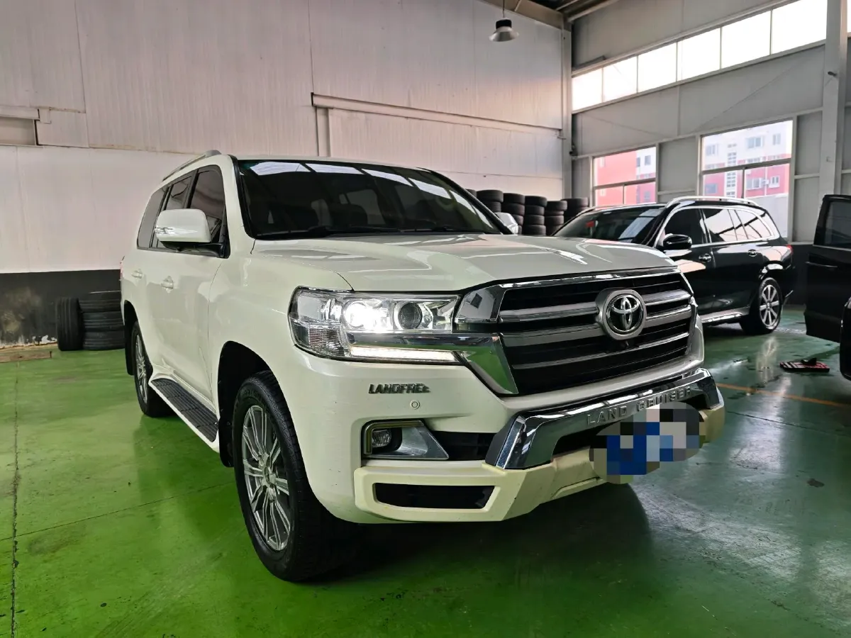 2019 Chevrolet Trax 1.0T 125HP L3 6AT,autocango,china used car exporter,china ev exporter,chinese used car exporter,chinese used ev exporter