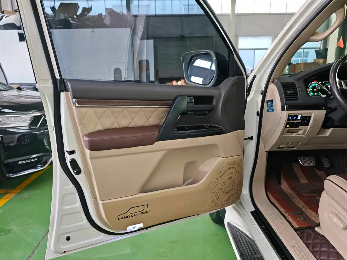 2019 Chevrolet Trax 1.0T 125HP L3 6AT,autocango,china used car exporter,china ev exporter,chinese used car exporter,chinese used ev exporter