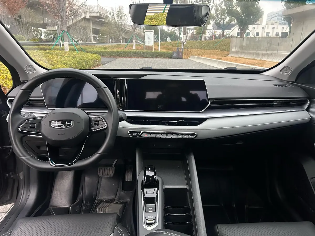 2024 Geely Binray 1.5T 181HP L4 7DCT,autocango,china used car exporter,china ev exporter,chinese used car exporter,chinese used ev exporter