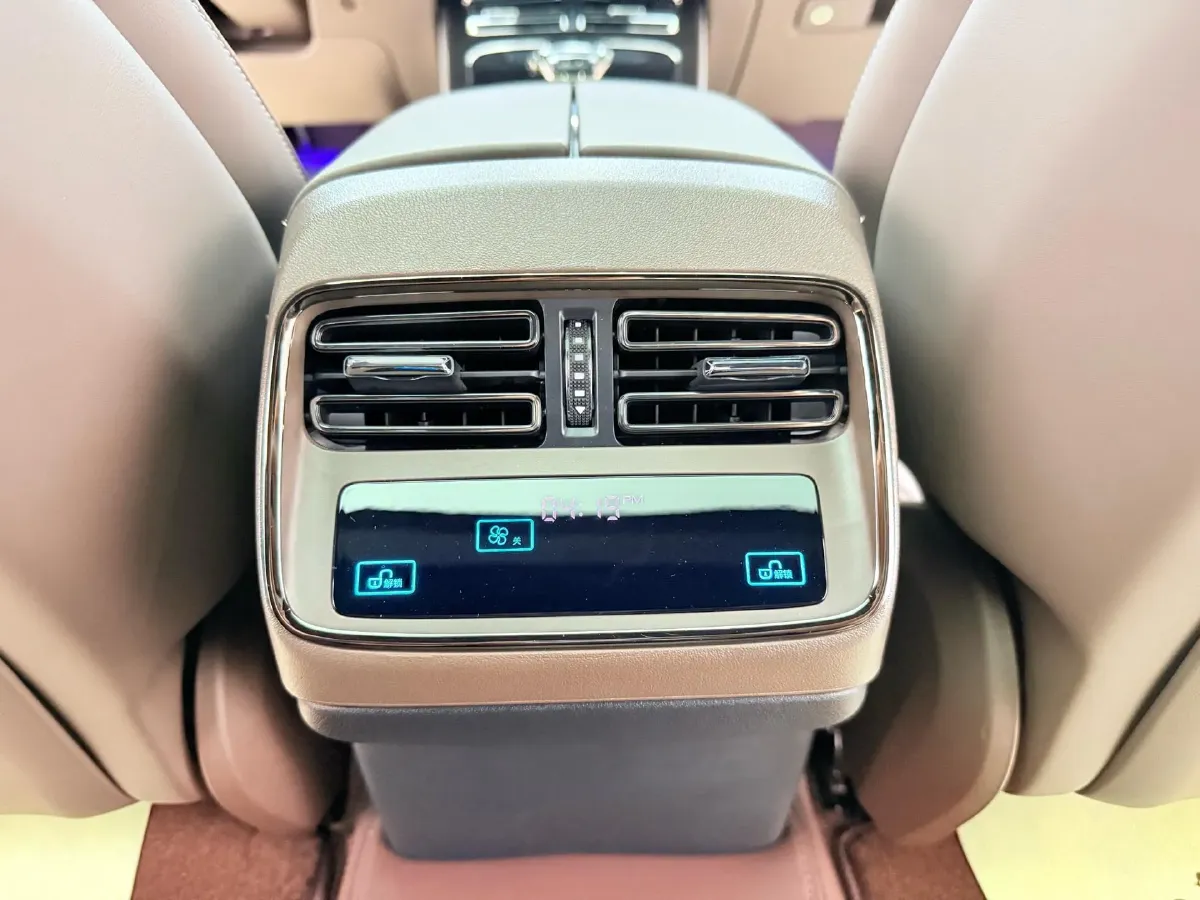 2025 BYD Han BEV 60.48KWH,autocango,china used car exporter,china ev exporter,chinese used car exporter,chinese used ev exporter