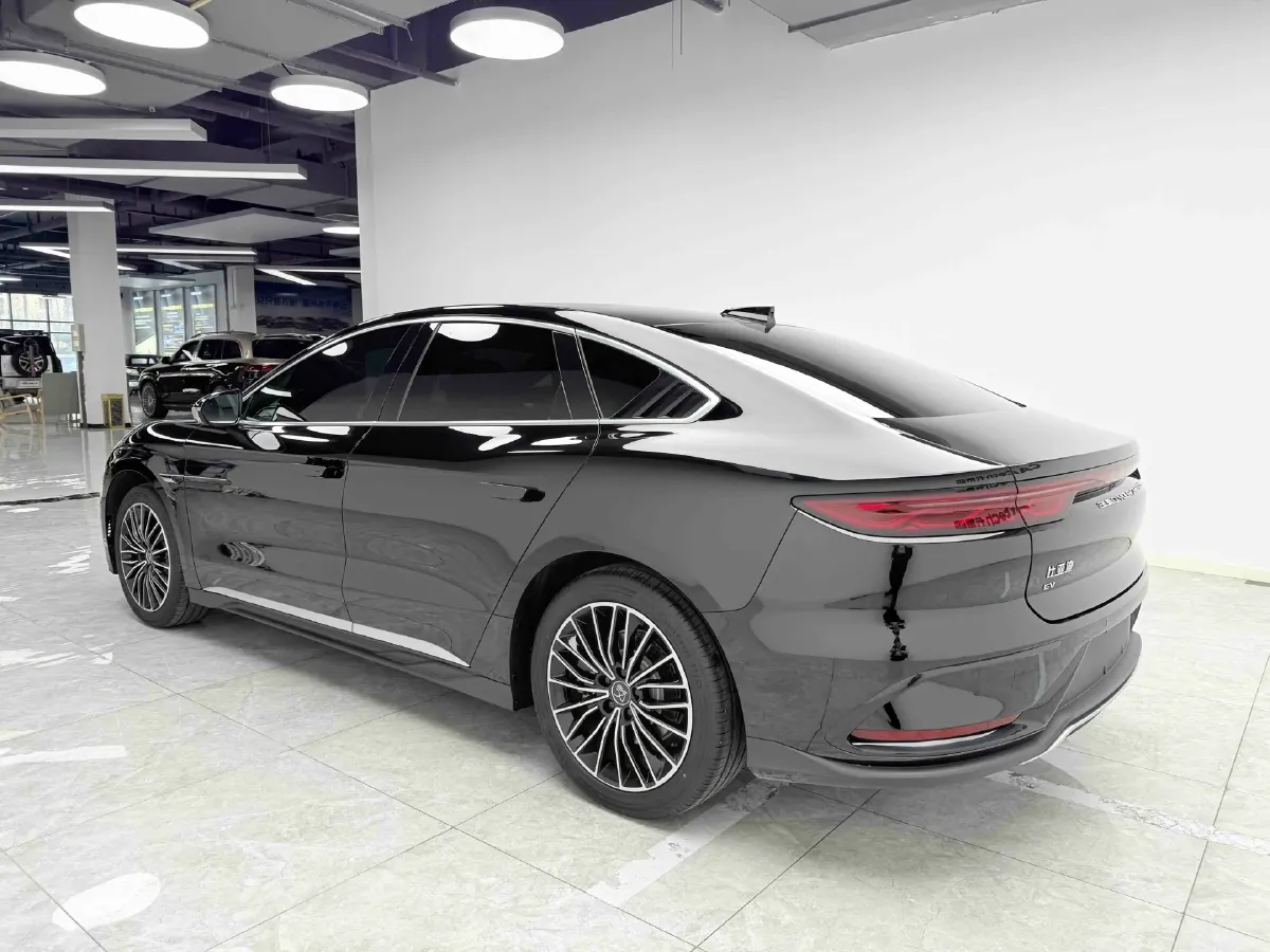 2025 BYD Han BEV 60.48KWH,autocango,china used car exporter,china ev exporter,chinese used car exporter,chinese used ev exporter