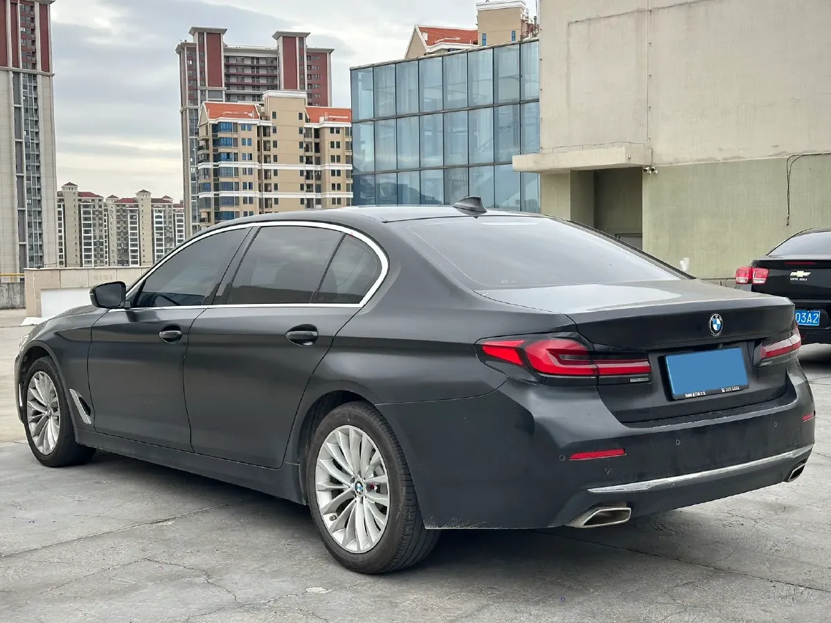 2021 BMW 5 Series 2.0T 184HP L4 8AT,autocango,china used car exporter,china ev exporter,chinese used car exporter,chinese used ev exporter