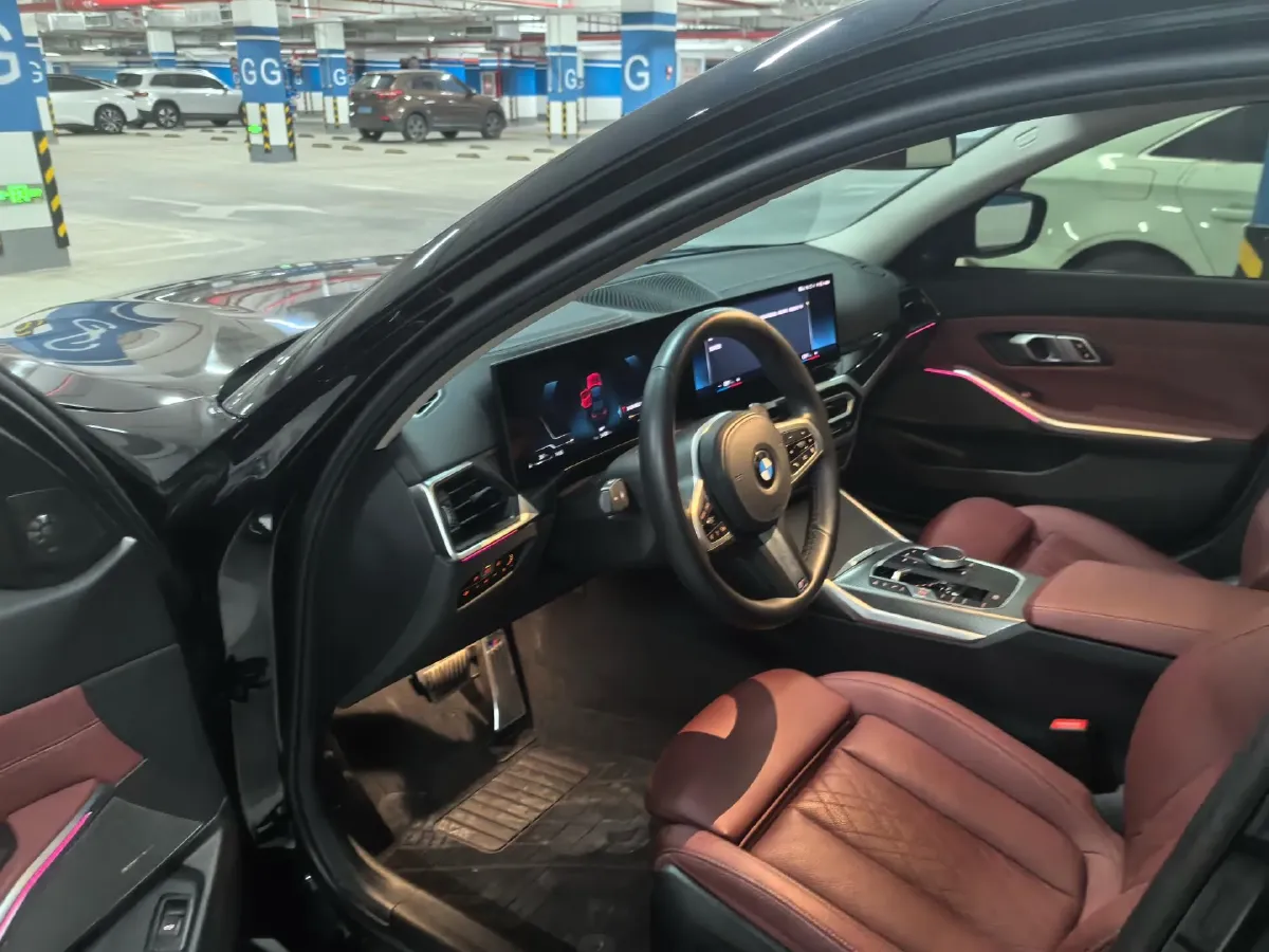 2023 BMW 3 Series 2.0T 184HP L4 8AT,autocango,china used car exporter,china ev exporter,chinese used car exporter,chinese used ev exporter