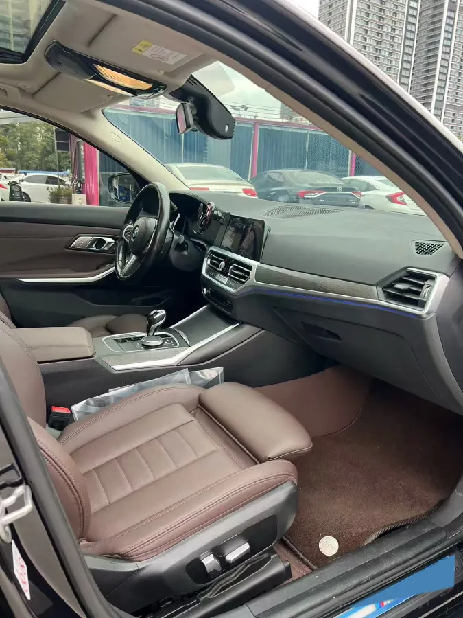 2020 BMW 3 Series 2.0T 184HP L4 8AT,autocango,china used car exporter,china ev exporter,chinese used car exporter,chinese used ev exporter