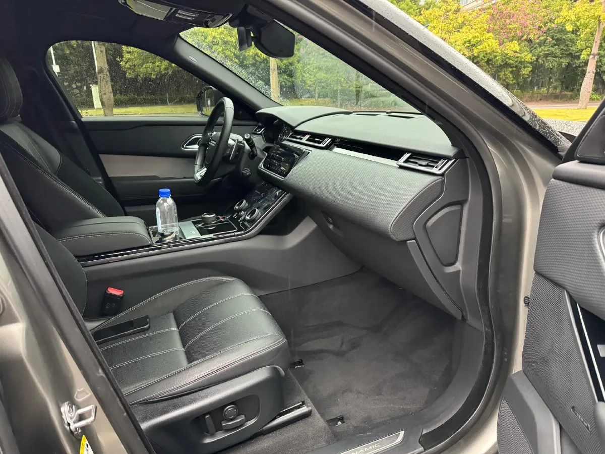 2020 Land Rover Range Rover Velar 3.0T 340HP V6 8AT,autocango,china used car exporter,china ev exporter,chinese used car exporter,chinese used ev exporter