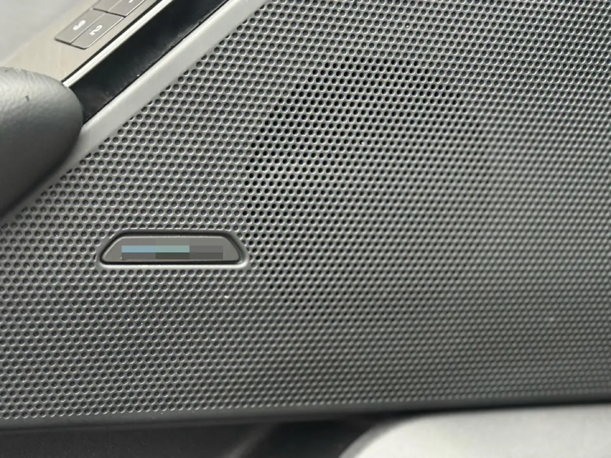 2020 Land Rover Range Rover Velar 3.0T 340HP V6 8AT,autocango,china used car exporter,china ev exporter,chinese used car exporter,chinese used ev exporter