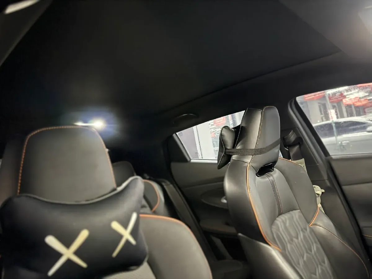 2022 ChangAn UNI-T 1.5T 188HP L4 7DCT,autocango,china used car exporter,china ev exporter,chinese used car exporter,chinese used ev exporter