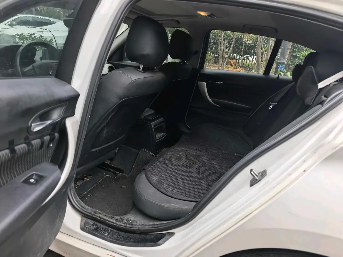 2013 BMW 1 Series 1.6T 136HP L4 8AT,autocango,china used car exporter,china ev exporter,chinese used car exporter,chinese used ev exporter