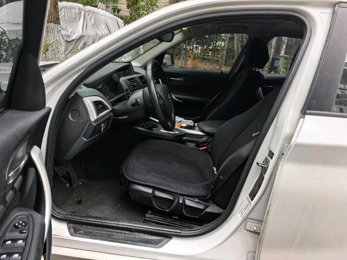 2013 BMW 1 Series 1.6T 136HP L4 8AT,autocango,china used car exporter,china ev exporter,chinese used car exporter,chinese used ev exporter