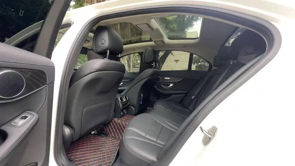 2021 Mercedes-Benz C Class 1.5T 156HP L4 9AT,autocango,china used car exporter,china ev exporter,chinese used car exporter,chinese used ev exporter