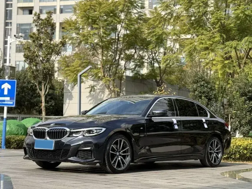 2021 BMW 3 Series 2.0T 184HP L4 8AT