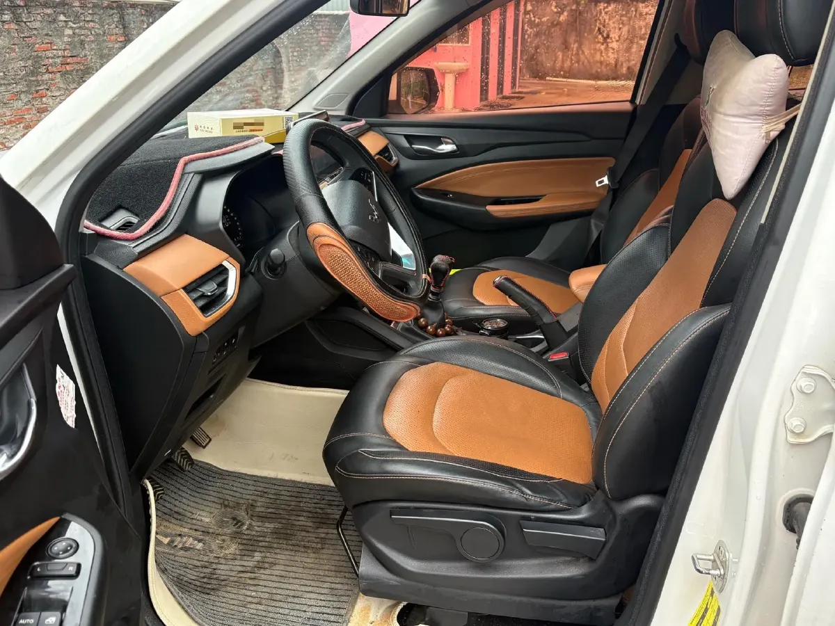 2018 WuLing HongGuang S3 1.5L 112HP L4 6MT,autocango,china used car exporter,china ev exporter,chinese used car exporter,chinese used ev exporter