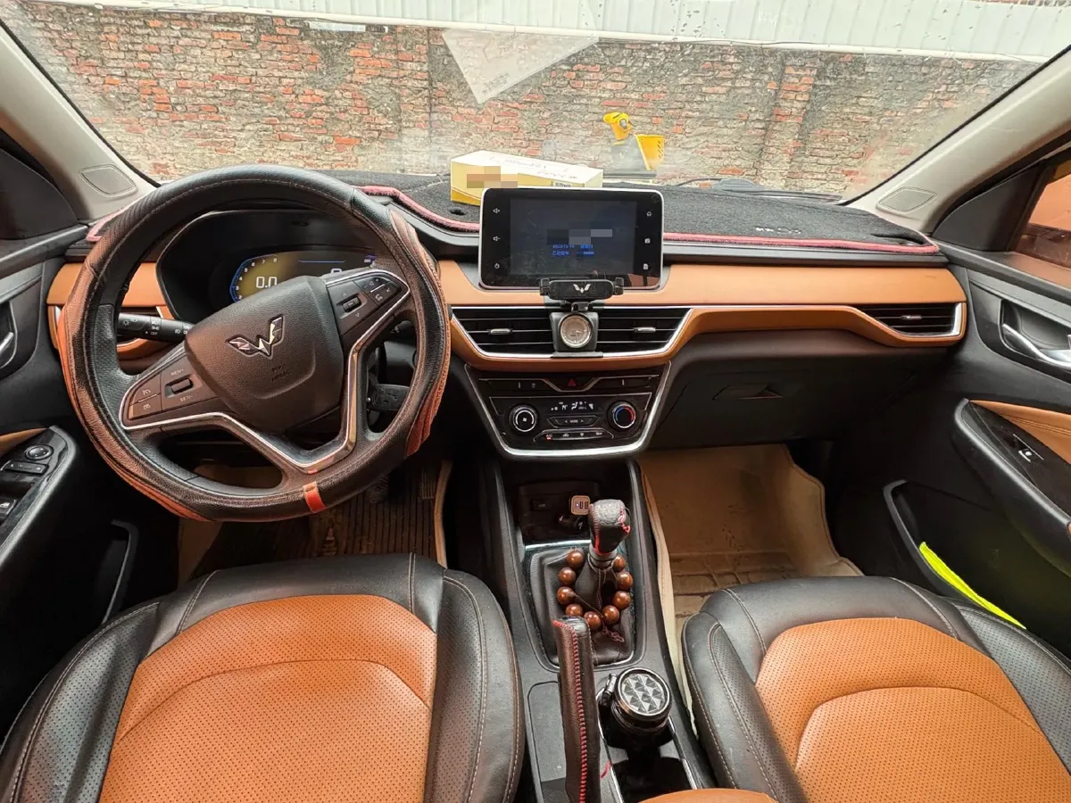 2018 WuLing HongGuang S3 1.5L 112HP L4 6MT,autocango,china used car exporter,china ev exporter,chinese used car exporter,chinese used ev exporter