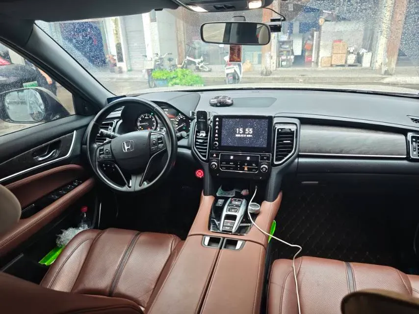 2020 Honda UR-V 2.0T 272HP L4 9AT,autocango,china used car exporter,china ev exporter,chinese used car exporter,chinese used ev exporter