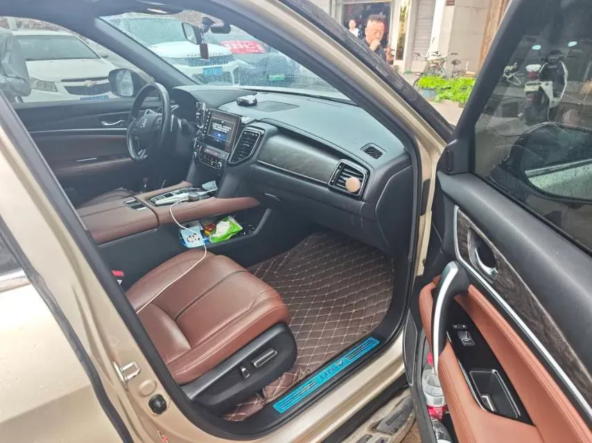 2020 Honda UR-V 2.0T 272HP L4 9AT,autocango,china used car exporter,china ev exporter,chinese used car exporter,chinese used ev exporter