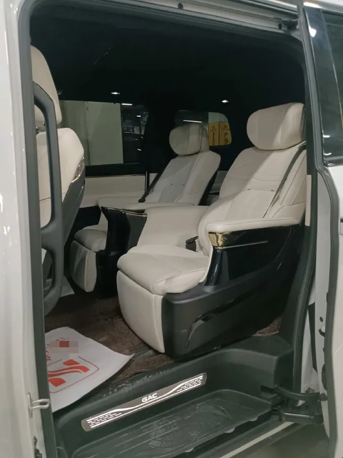 2023 GAC Trumpchi M8 2.0T 190HP L4 E-CVT Hybrid,autocango,china used car exporter,china ev exporter,chinese used car exporter,chinese used ev exporter