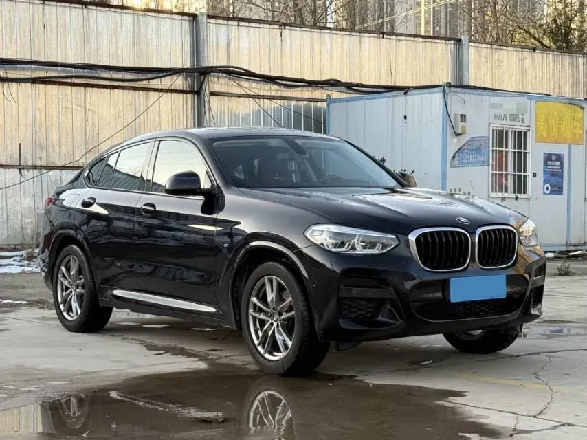2021 BMW X4 2.0T 184HP L4 8AT,autocango,china used car exporter,china ev exporter,chinese used car exporter,chinese used ev exporter