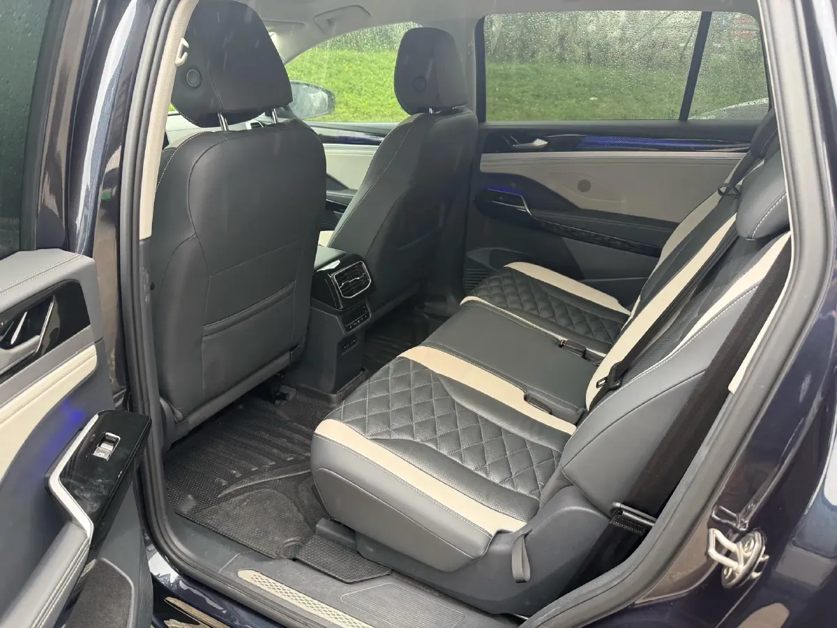 2022 Volkswagen ID.6 Crozz BEV 84.8KWH,autocango,china used car exporter,china ev exporter,chinese used car exporter,chinese used ev exporter