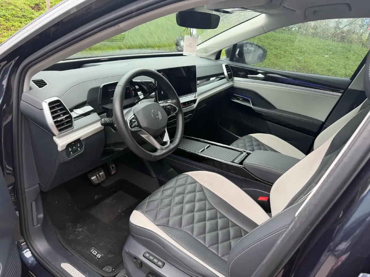 2022 Volkswagen ID.6 Crozz BEV 84.8KWH,autocango,china used car exporter,china ev exporter,chinese used car exporter,chinese used ev exporter