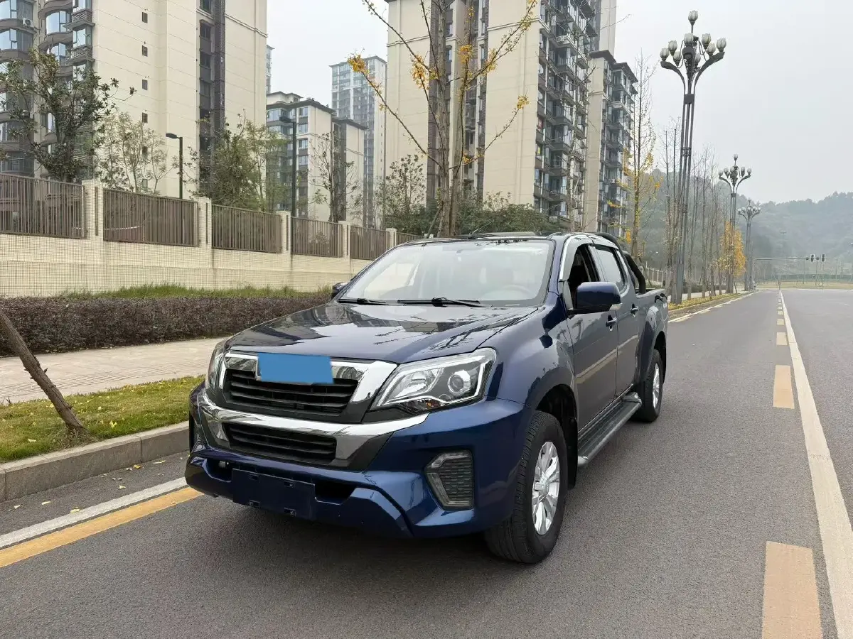 2023 Isuzu RE-MAX Jim 2.5T 143HP L4 6MT