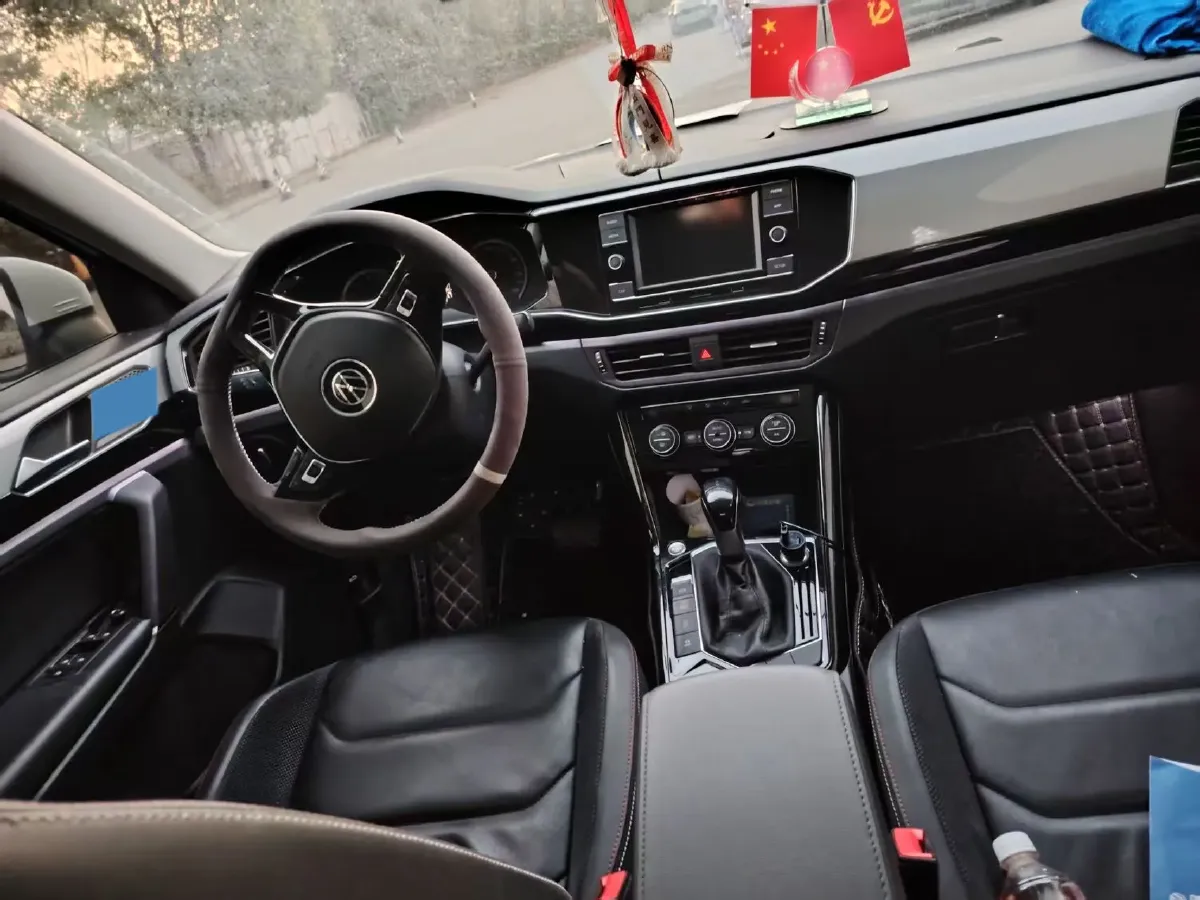 2019 Jeep Cherokee 2.0T 234HP L4 9AT,autocango,china used car exporter,china ev exporter,chinese used car exporter,chinese used ev exporter