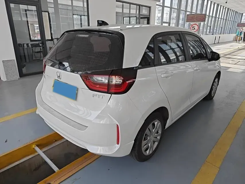 2024 Honda Fit 1.5L 124HP L4 CVT,autocango,china used car exporter,china ev exporter,chinese used car exporter,chinese used ev exporter