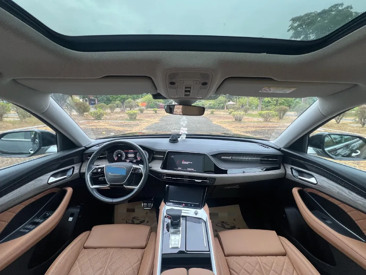 2022 Audi Q5 e-tron BEV 83.4KWH,autocango,china used car exporter,china ev exporter,chinese used car exporter,chinese used ev exporter