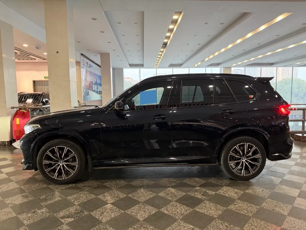 2020 BMW X5 3.0T 340HP L6 8AT,autocango,china used car exporter,china ev exporter,chinese used car exporter,chinese used ev exporter
