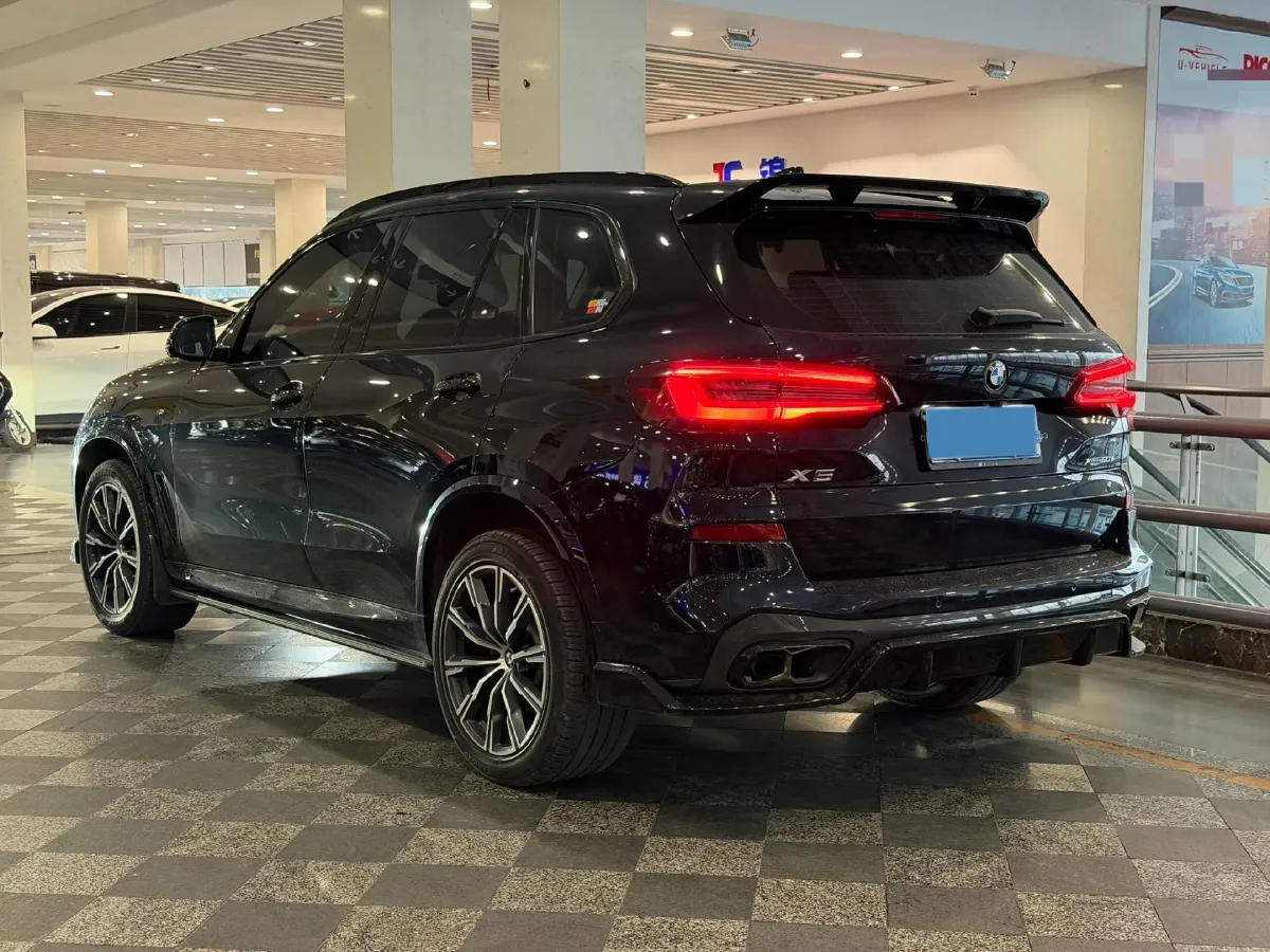 2020 BMW X5 3.0T 340HP L6 8AT,autocango,china used car exporter,china ev exporter,chinese used car exporter,chinese used ev exporter