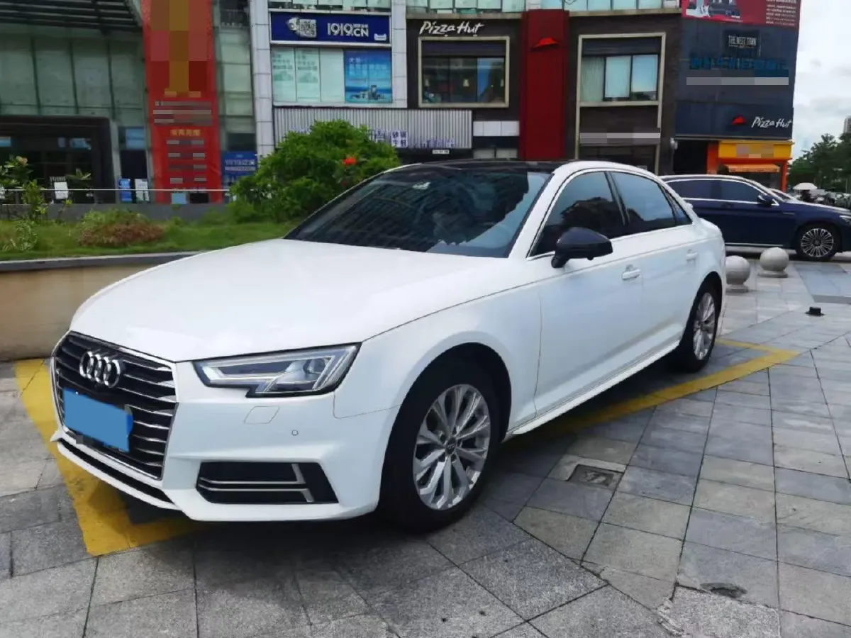 2019 Audi A4L 2.0T 190HP L4 7DCT,autocango,china used car exporter,china ev exporter,chinese used car exporter,chinese used ev exporter