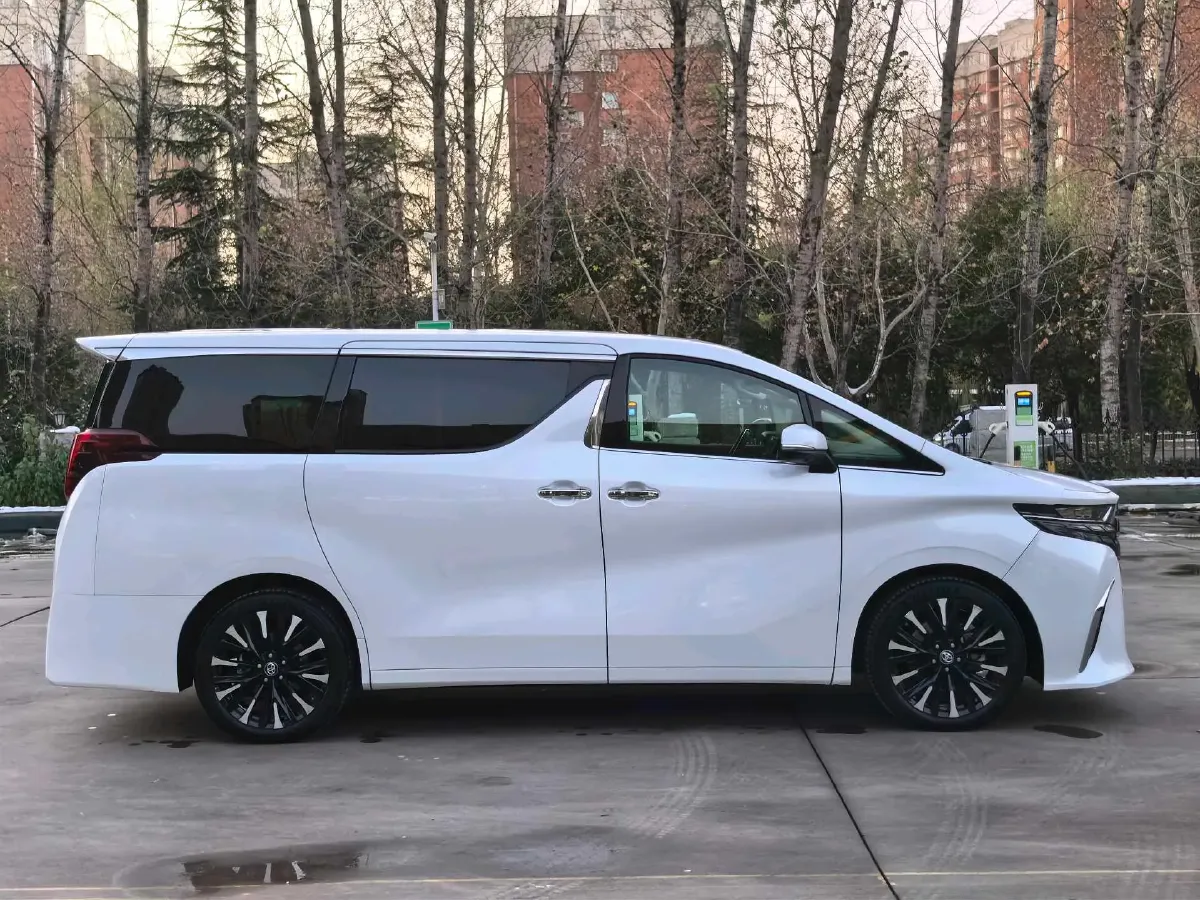 2019 Toyota Alphard 2.5L 117HP L4 E-CVT Hybrid,autocango,china used car exporter,china ev exporter,chinese used car exporter,chinese used ev exporter