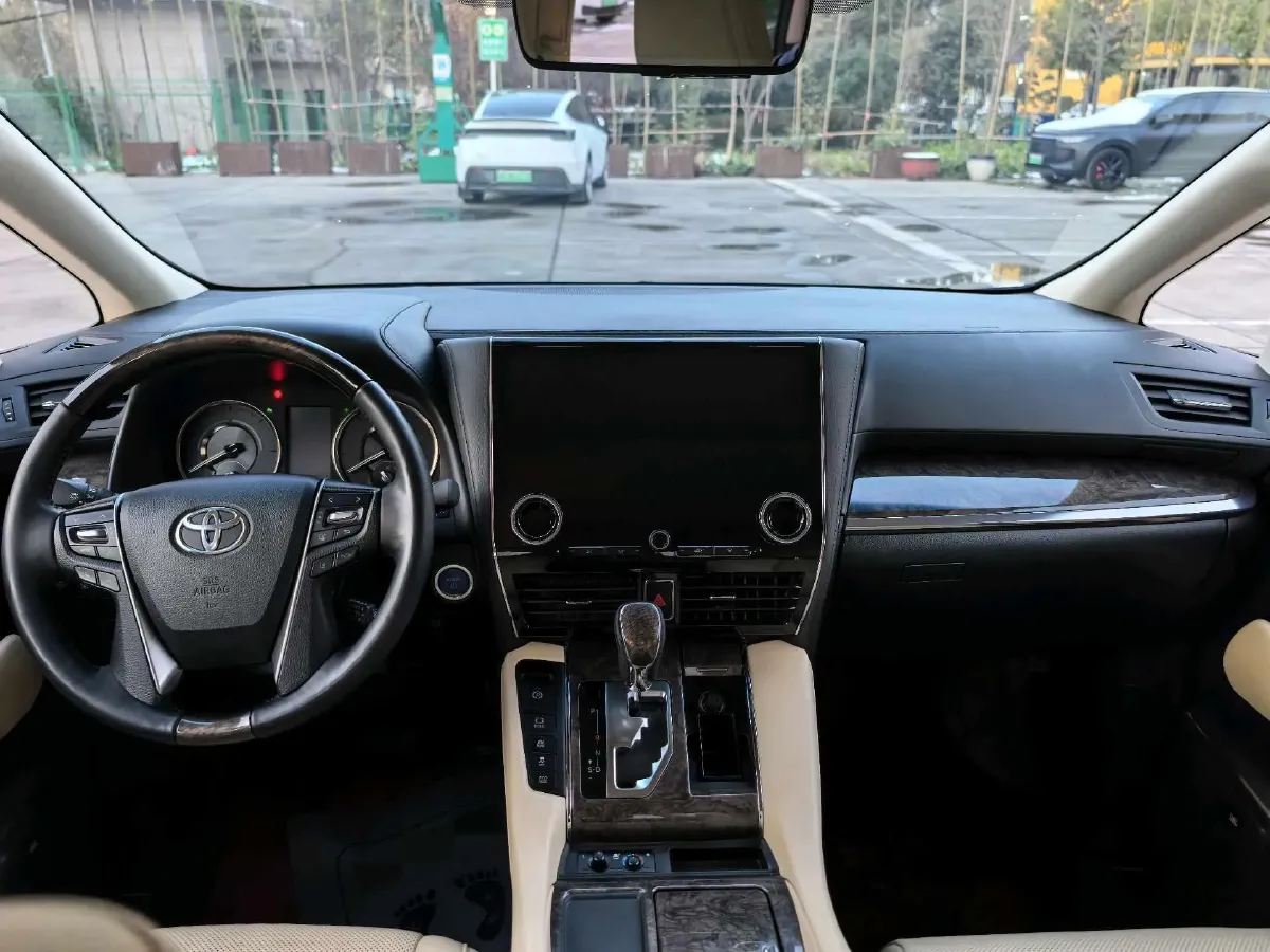 2019 Toyota Alphard 2.5L 117HP L4 E-CVT Hybrid,autocango,china used car exporter,china ev exporter,chinese used car exporter,chinese used ev exporter