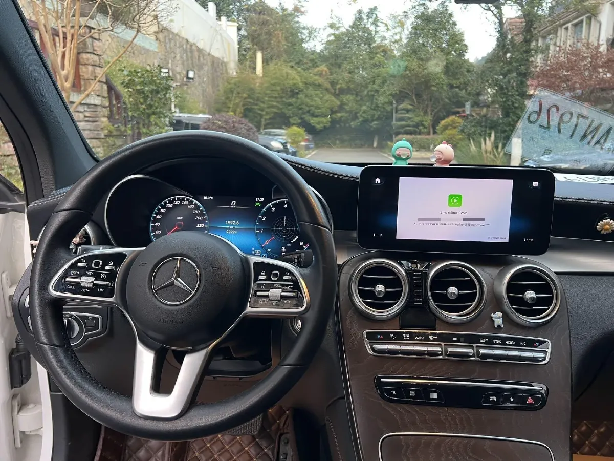 2020 Mercedes-Benz GLC Class 2.0T 197HP L4 9AT,autocango,china used car exporter,china ev exporter,chinese used car exporter,chinese used ev exporter