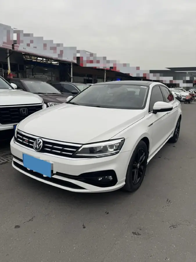 2019 Volkswagen Passat 1.4T 150HP L4 7DCT