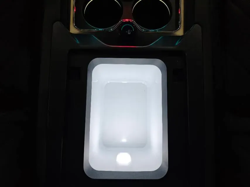 2025 FangChengBao Bao 8 2.0T 245HP L4 E-CVT PHEV 36.8KWH,autocango,china used car exporter,china ev exporter,chinese used car exporter,chinese used ev exporter