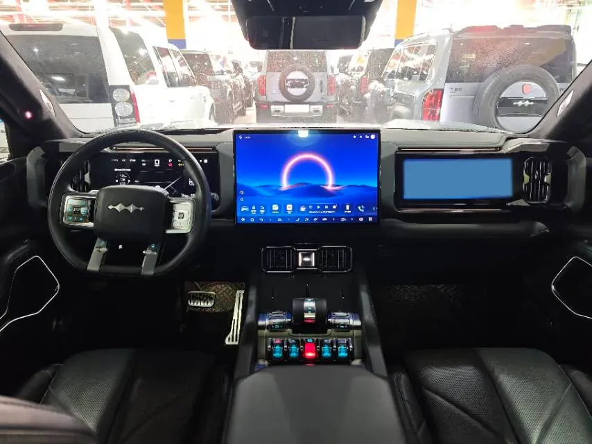 2025 FangChengBao Bao 8 2.0T 245HP L4 E-CVT PHEV 36.8KWH,autocango,china used car exporter,china ev exporter,chinese used car exporter,chinese used ev exporter