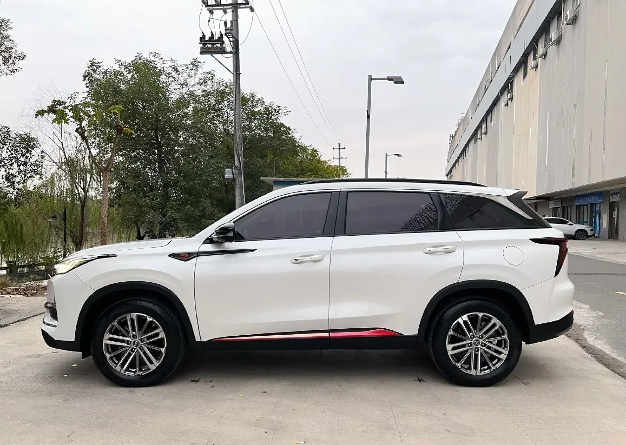 2020 ChangAn CS75 Plus 1.5T 178HP L4 6AT,autocango,china used car exporter,china ev exporter,chinese used car exporter,chinese used ev exporter